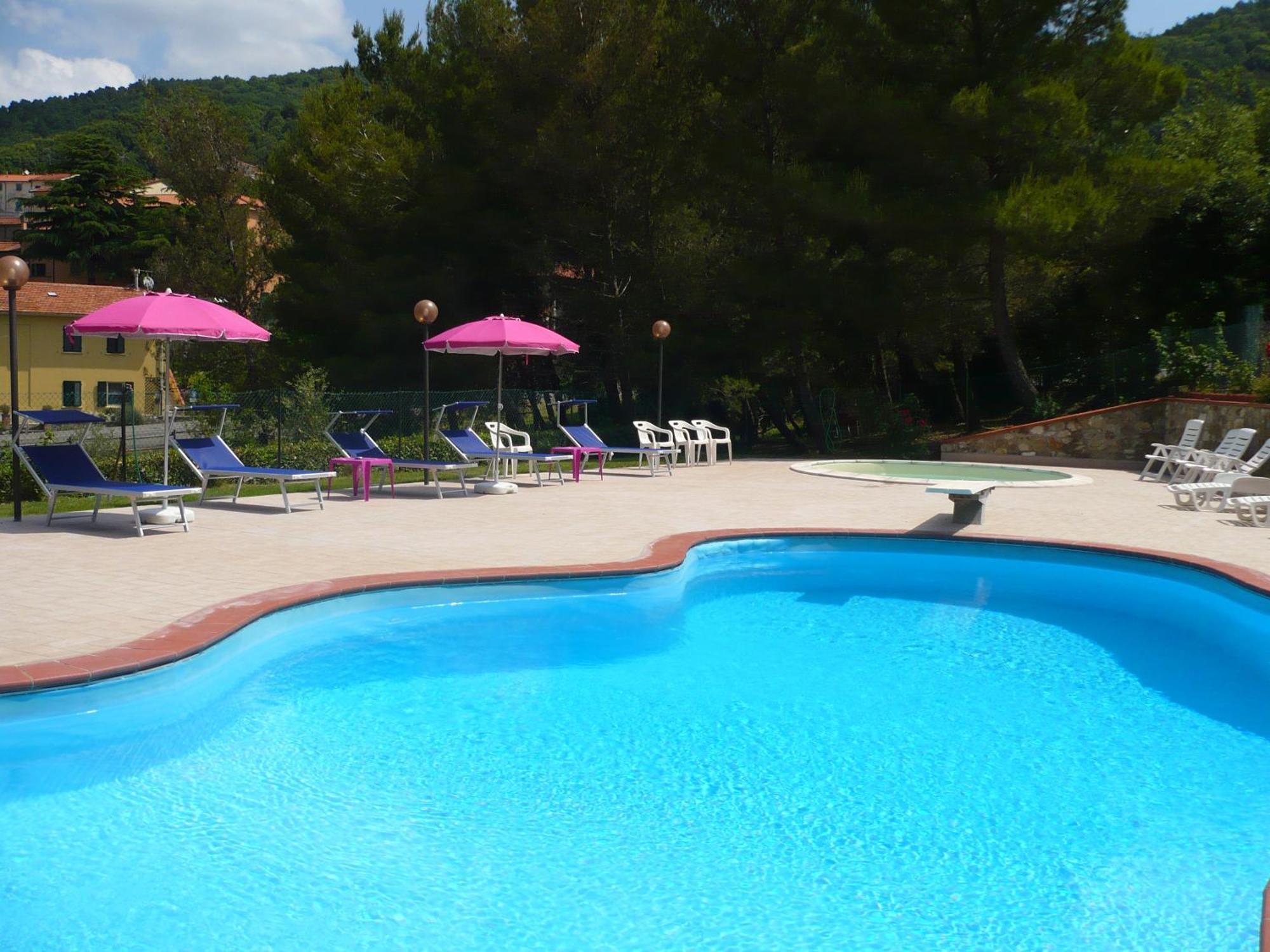 Hotel Il Poggetto Castellina Marittima Exterior foto
